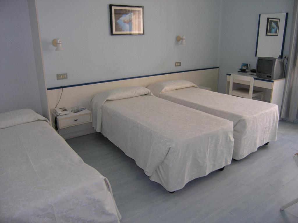 Elba Hotel Rosignano Solvay Oda fotoğraf